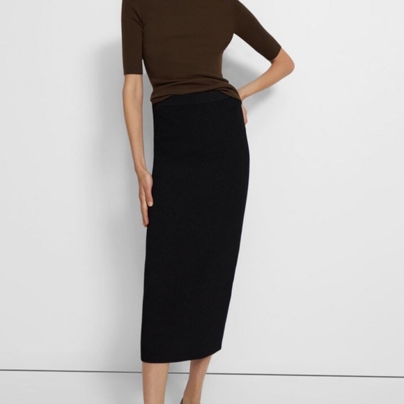 Theory Dresses & Skirts - NWT Theory Compact Rib Straight Skirt